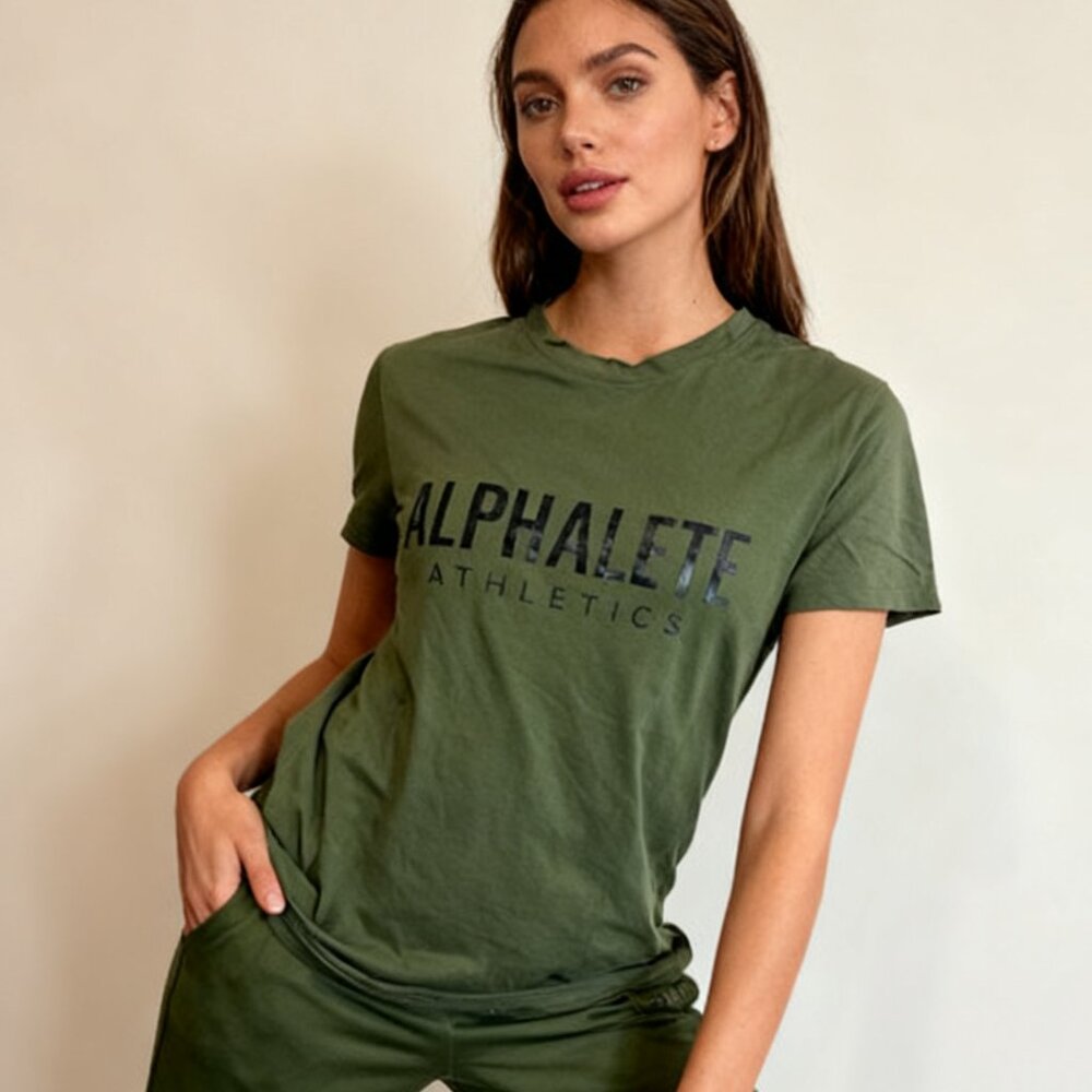 Alphalete Size M Olive Green Athletic Logo Tee Gym Workout Shirt